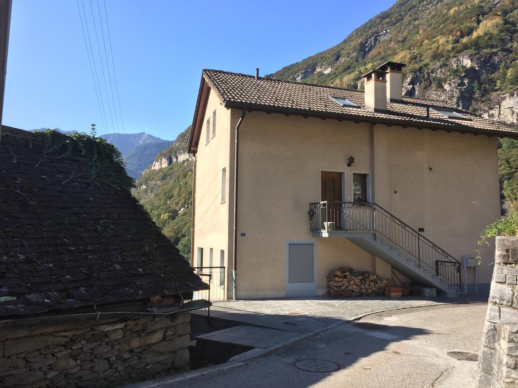 Casa In Selva Apartment Cavergno Exterior photo